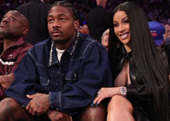 Cardi B y Stefon Diggs avivan rumores de romance tras aparecer juntos en juego NBA