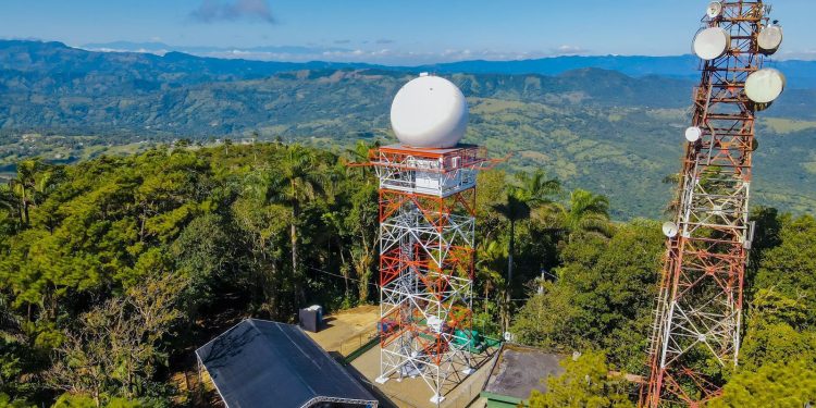 IDAC inaugura radar meteorológico en Loma Isabel de Torres