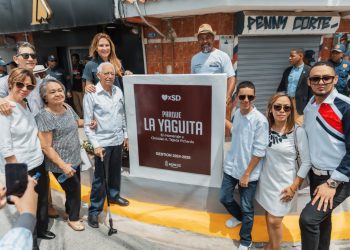 Carolina Mejía entrega nuevo parque lineal La Yagüita dedicado a Christian Tejeda