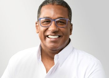 Presidente Abinader designa a Agustín Burgos director del IDOPPRIL