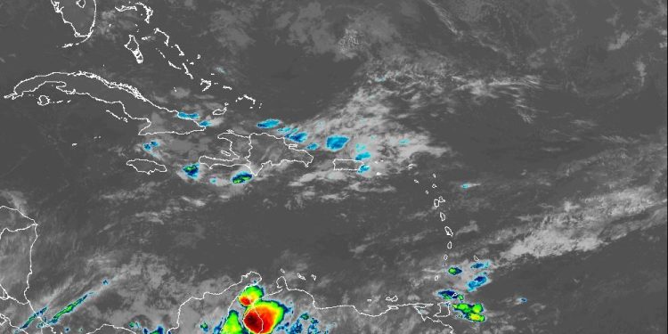 Indomet: fin de semana largo con aguaceros y tormentas eléctricas debido a vaguada