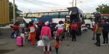 DGM apoya el egreso voluntario de 565 haitianos indocumentados
