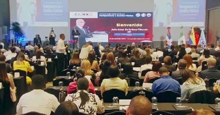ADOCCO realiza con éxito el VI Seminario Internacional Transparencia y Gestión Pública