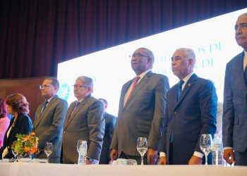 UASD promueve de categoría académica a 2600 profesores 