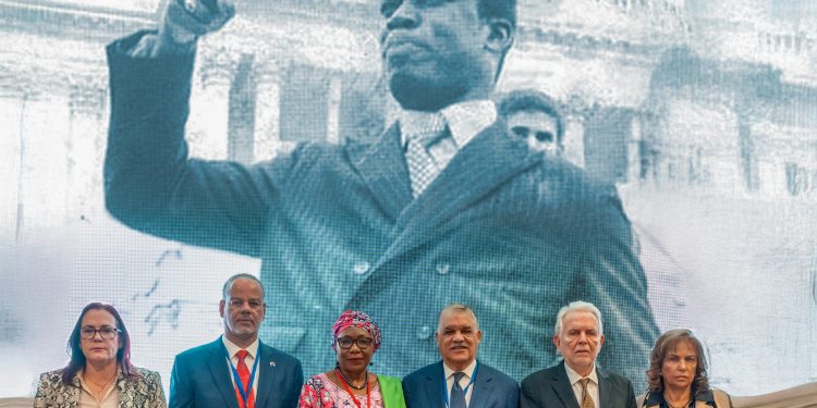 Rinden homenaje a Peña Gómez en el 27 aniversario de su fallecimiento