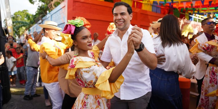 Roberto Ángel lanza en SFM el nuevo programa Calle Cultura