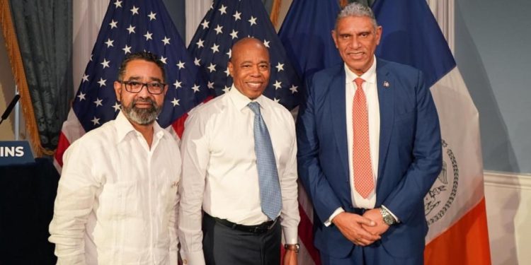 Alcalde NY y delegación RD avanzan acuerdo de cooperación tras tragedia Jet Set