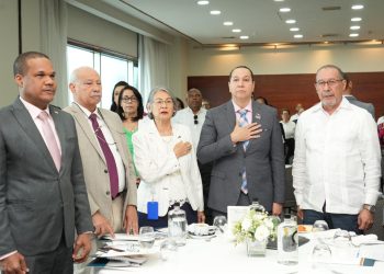 Minerd e Ideice exhortan a universidades colaborar con el fortalecimiento del repositorio nacional de investigaciones y evaluaciones educativas (Inered)