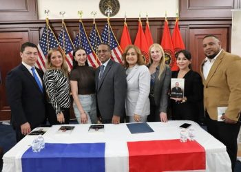 Pastor lanza edición de nuevo libro " No Todo Ha Sido En Vano"