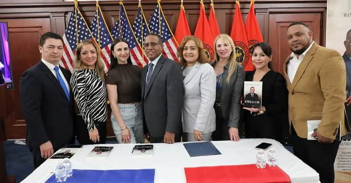 Pastor lanza edición de nuevo libro " No Todo Ha Sido En Vano"