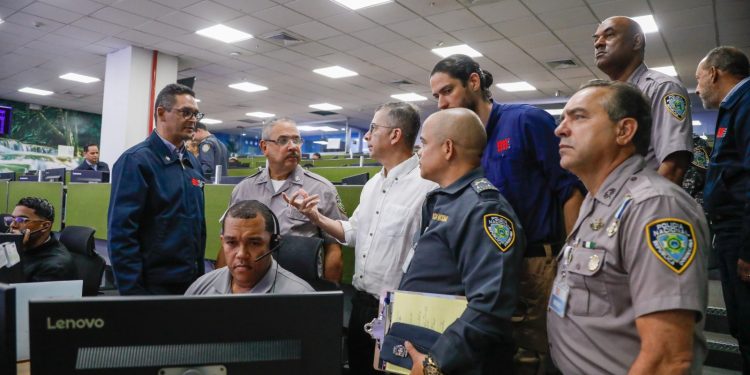 Sistema 911 y Policía Nacional sostienen reunión técnica en el marco de la reforma policial