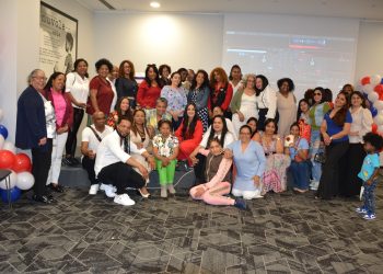 La Asociación de dominicanos en Génova realiza " Aperitivo con Mamá "