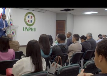 Refidomsa y la UNPHU celebran seminario clave sobre geología del petróleo y transición energética