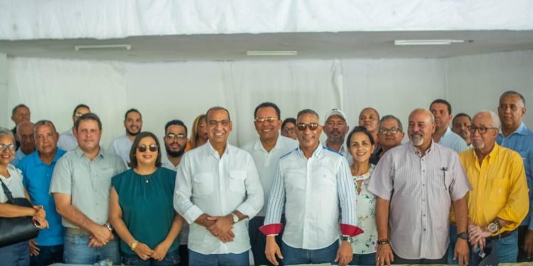 Deligne afirma récords de empleos y formalidad mejoran calidad de vida de muchas familias dominicanas