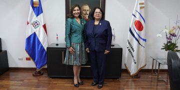 Presidenta de la CCRD, Emma Polanco, recibe en su despacho a Geanilda Vásquez para fortalecer lazos internacionales