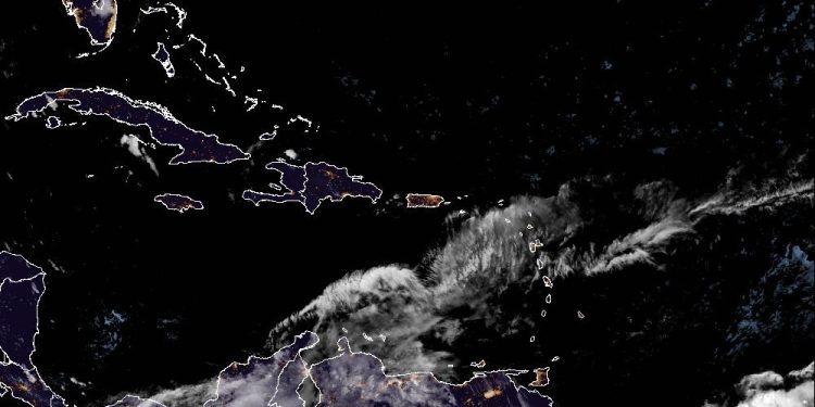 Indomet: Vaguada mantiene su incidencia sobre el país, aguaceros con tormentas eléctricas esta tarde
