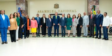 Senado de la República Dominicana y Parlamento de Jamaica firman acuerdo para el desarrollo de relaciones interparlamentarias