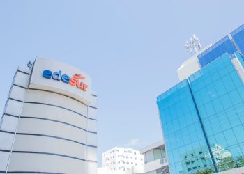 Edesur informa árbol tumba línea de circuito y provoca avería en Jimaní y Duvergé