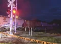Tragedia en Ohio: Dos fallecidos, una bebé herida y otra niña desaparecida tras ser arrolladas por un tren