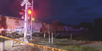 Tragedia en Ohio: Dos fallecidos, una bebé herida y otra niña desaparecida tras ser arrolladas por un tren