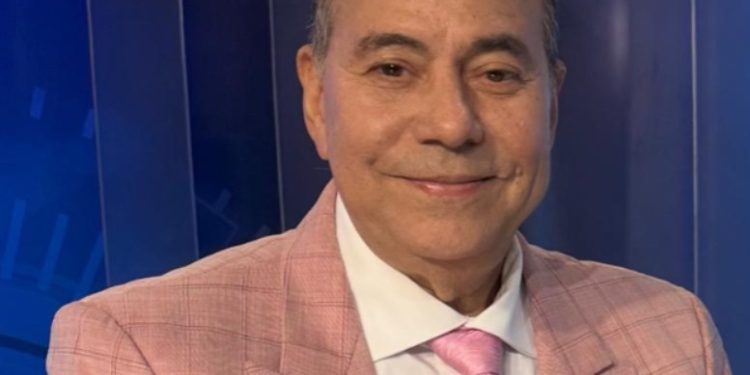 Reconocen trayectoria de Alberto Caminero director de prensa Grupo de Medios Telemicro