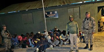 Un grupo de 32 inmigrantes irregulares fue interceptado por el Ejército en Elías Piña