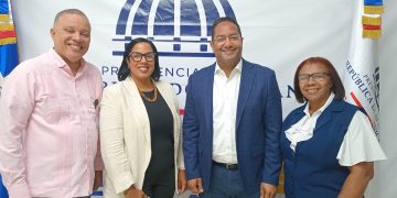 Vicealcaldesa del municipio de San Cristóbal realiza una visita al presidente del Consejo Nacional de Discapacidad (CONADIS)