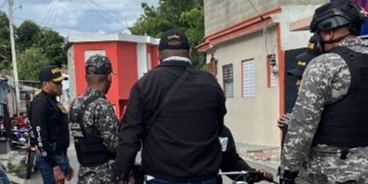 Policía Nacional ejecuta al menos seis órdenes de arresto en las últimas 24 horas en Espaillat y Hermanas Mirabal