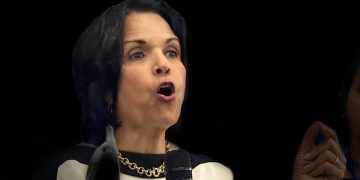 Minou Tavárez Mirabal llama a reforzar la justicia internacional y los derechos humanos frente a desafíos globales