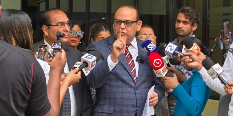 CARD deposita Análisis Crítico sobre proyecto de ley sobre libertad de expresión ante el Senado de la República