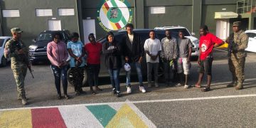 Arrestan sargento y raso del ERD con inmigrantes indocumentados en San Juan de la Maguana
