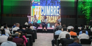 Wellington Arnaud  participa en  la XXII Cumbre Mundial de Comunicación Política en Punta Cana