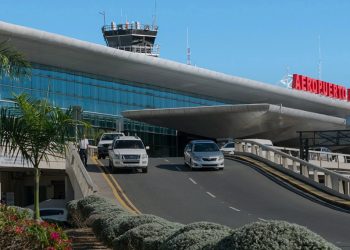 Sistema de aterrizaje en Aeropuerto Las Américas está fuera de servicio