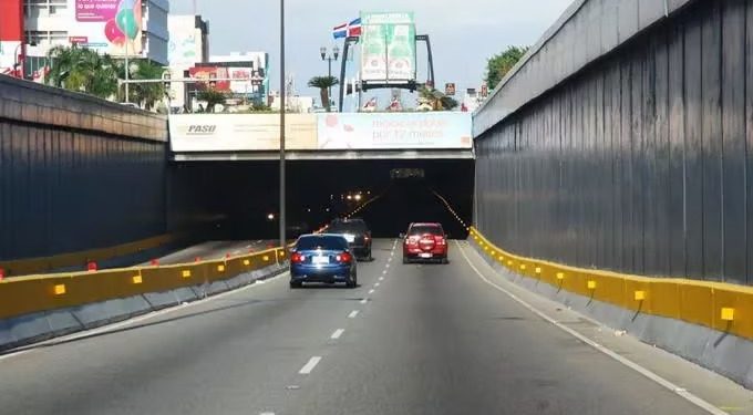 MOPC anuncia cierres por mantenimiento en elevados y pasos a desnivel de la capital