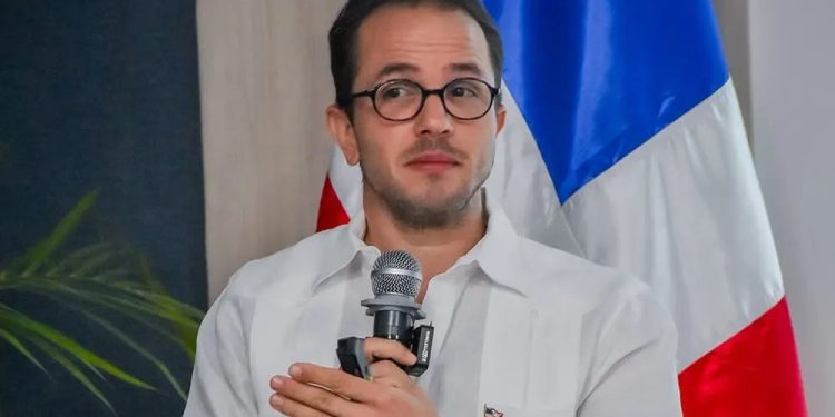 Tecnificación Nacional de Riego anuncia implementación del FOTESIR en el Sur para optimizar el uso del agua en la agricultura