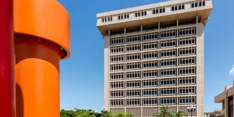 Informan que remesas alcanzaron los US$3,917.4 millones entre enero y abril de 2025