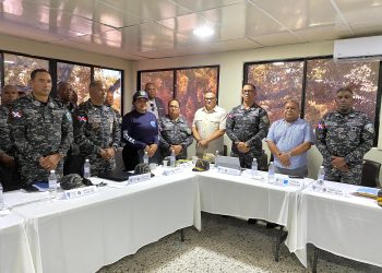 PN realiza reunión conjunta y coordinada para mejorar respuestas ante delitos complejos y seguridad ciudadana en San Juan