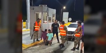 COMIPOL intercepta vehículo robado en peaje de la Circunvalación Juan Bosch