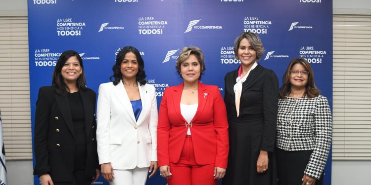 Pro-Competencia y ANMEPRO sellan alianza para promover mercados más justos e inclusivos