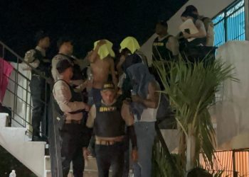 DNCD apresa a cuatro personas durante allanamiento en Dajabón