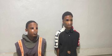 Policía apresa a seis personas por robo, ocupa drogas y armas ilegales en operativos en Villa Mella, SDN