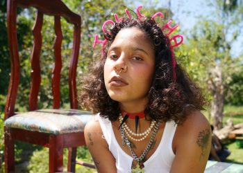 Tokischa denuncia que no le permiten comprar ni alquilar apartamento en RD