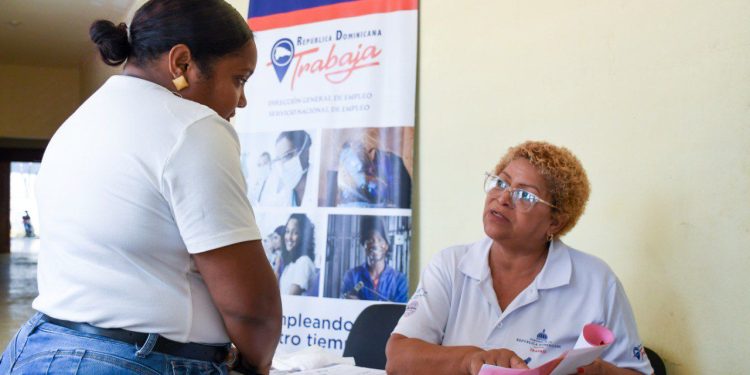 Ministerio de Trabajo invita a feria de empleo para el Distrito Nacional con 318 vacantes