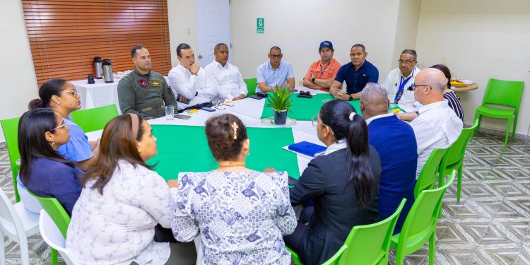 IDAC impulsa acuerdo académico con la UASD, INFOTEP y UCATEBA en Barahona