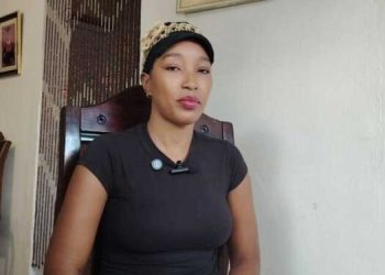 Madre denuncia que amenazan a su hija con cortarle la cara en el politécnico