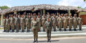 Ejército Sur EE.UU. entrena soldados ERD en manejo de traumas posteriores a labores de rescate