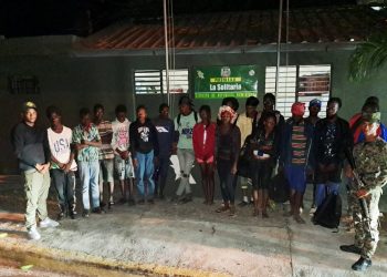 Interceptan 29 haitianos indocumentados que intentaban evadir puestos de chequeo militar