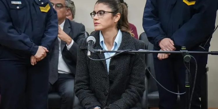 Prisión perpetua para mujer que mató amigo en un juego sexual