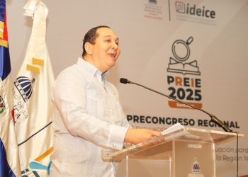 Ideice celebra Precongreso Regional en Santiago; director resalta poder transformador de la investigación educativa