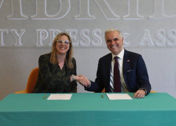 INERD y la Universidad de Cambridge acuerdan impulsar la enseñanza del inglés en RD